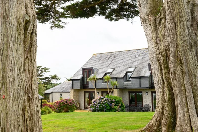 61 Monterey Cottage image11